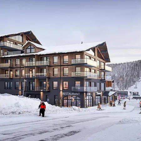 Brand New Luxury 2br With Sauna And Outdoor Jacuzzi In The Center Of